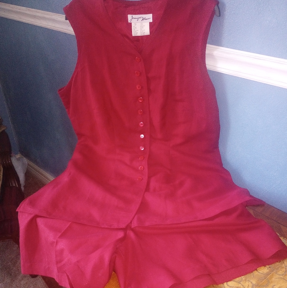 Jennifer Woman Red Sleeveless Button-Up Romper